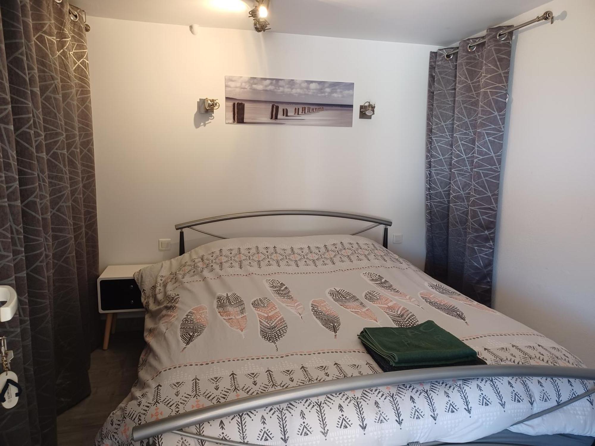 Appartement Rez De Jardin Dans Villa Vue Mer กาวาแลร์-ซูร์-แมร์ ภายนอก รูปภาพ