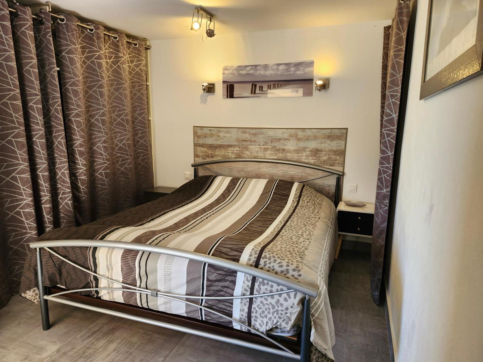 Appartement Rez De Jardin Dans Villa Vue Mer กาวาแลร์-ซูร์-แมร์ ภายนอก รูปภาพ